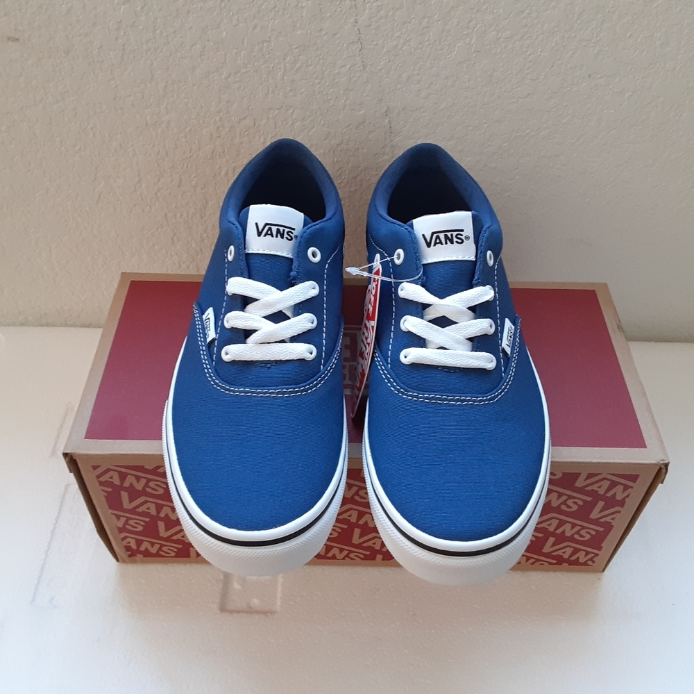 Vans - Picture 4 of 4